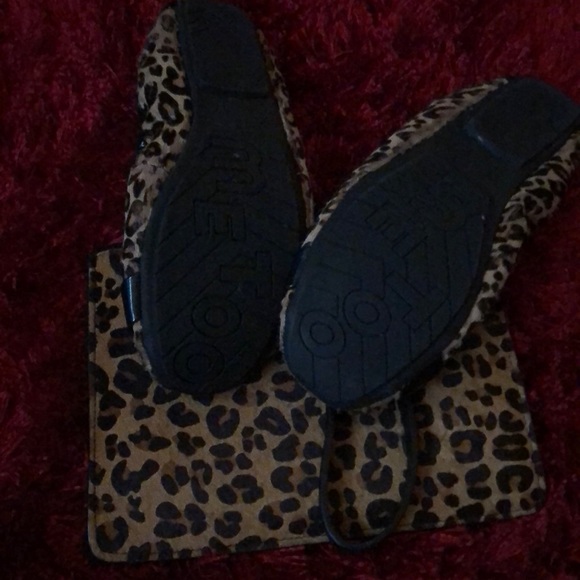 Two piece - Picture 5 of 8